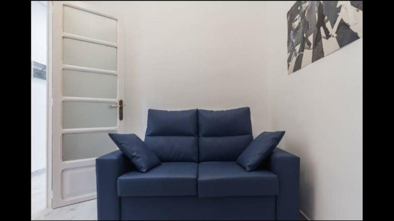 Reina Apartment Valencia Exterior photo